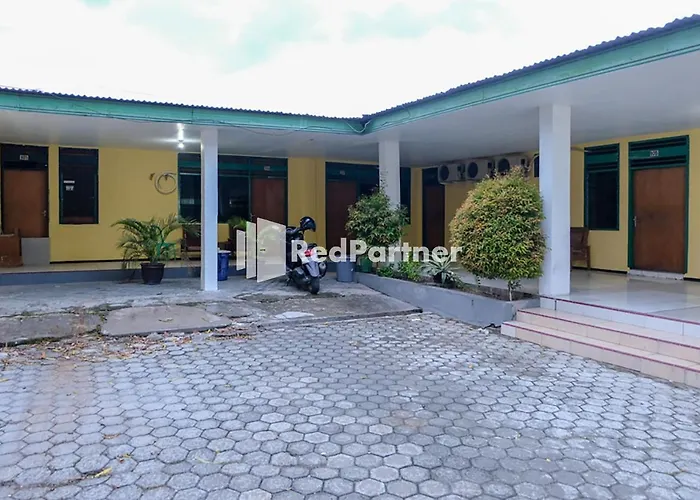 Pondok Indah Hotel Palu Redpartner