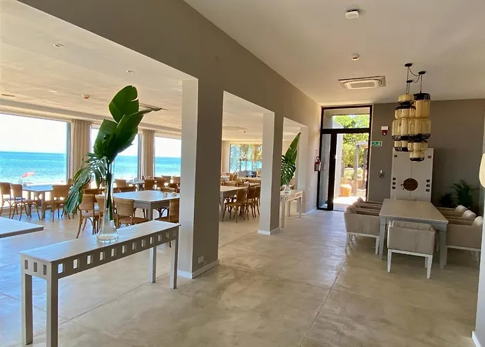 Serena Hotel - Punta Del Este - Unico Sobre La Playa (Adults Only)