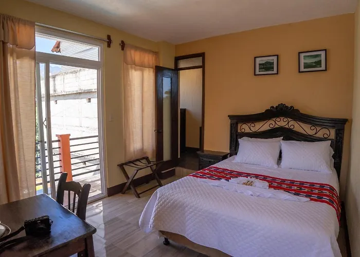 El Delfin Hotel Y Restaurante