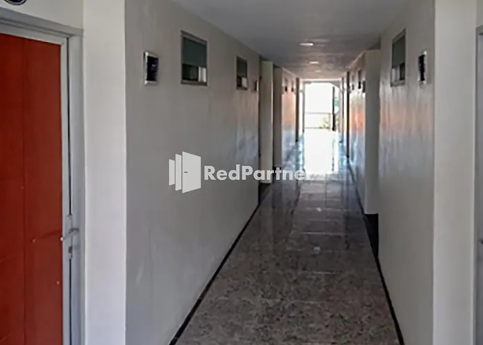 Hotel Trikatu Kendal Near Taman Kota Weleri Mitra Reddoorz