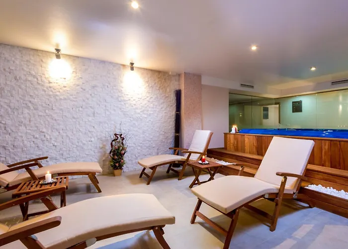 Hotel & Relax Zone Cattleya