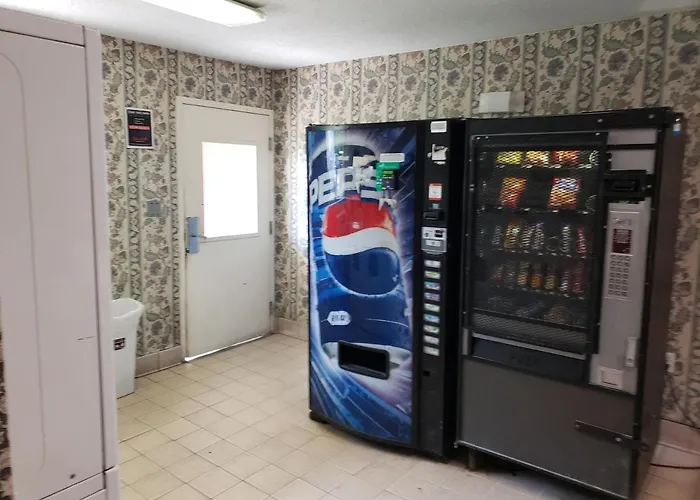 Intown Suites Extended Stay Macon Ga