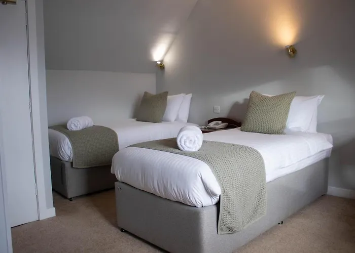 The Rosedale Hotel