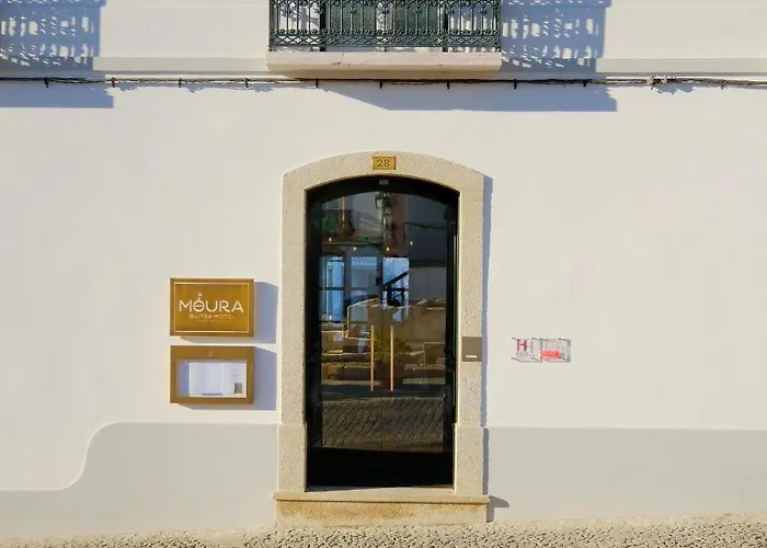 Mourasuites Hotel