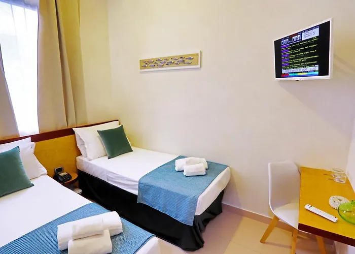 Piccadilly Hotel
