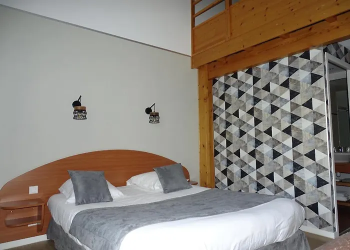 Logis Hotel Les 3 Marchands