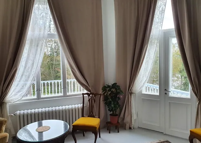 Neitsytniemen Kartanohotelli