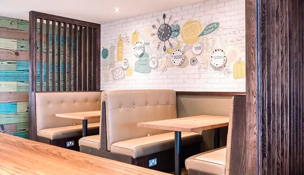Premier Inn Wokingham Town Centre
