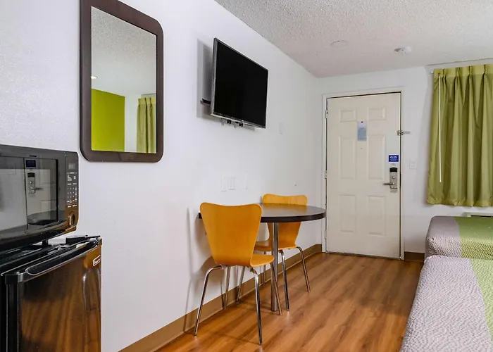 Motel 6-Fresno, Ca - Yosemite Hwy