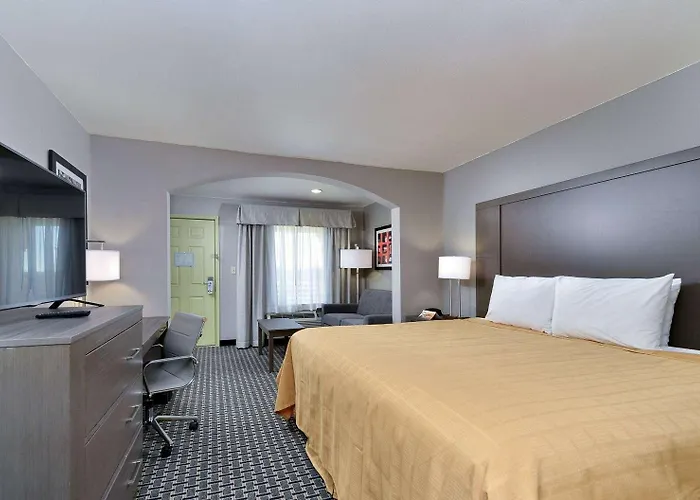 Scottish Inn & Suites Cotulla, Tx