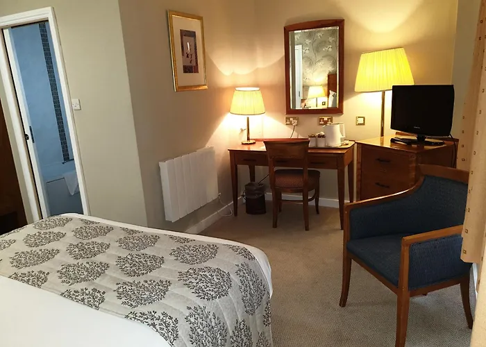 Red Lion Hotel