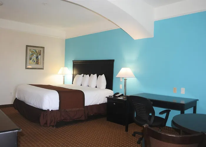 Baymont By Wyndham Galveston