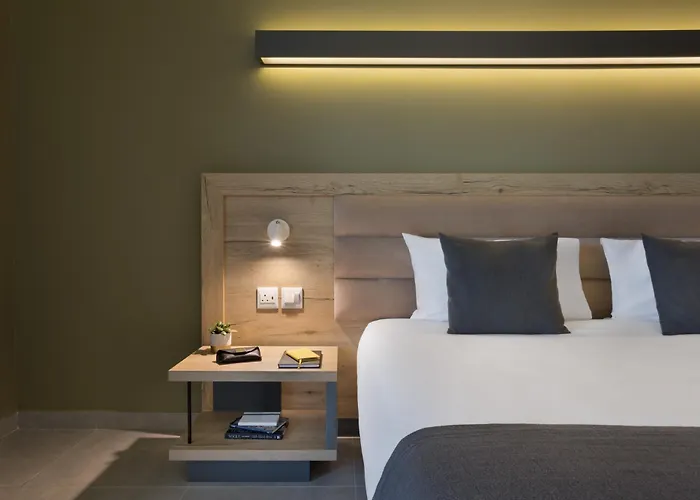 Azur Hotel By St Hotels