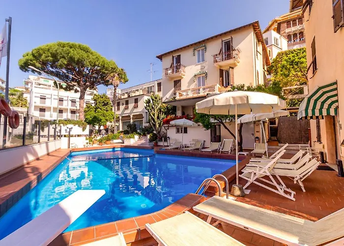 Coccodrillo Hotel & Apartments