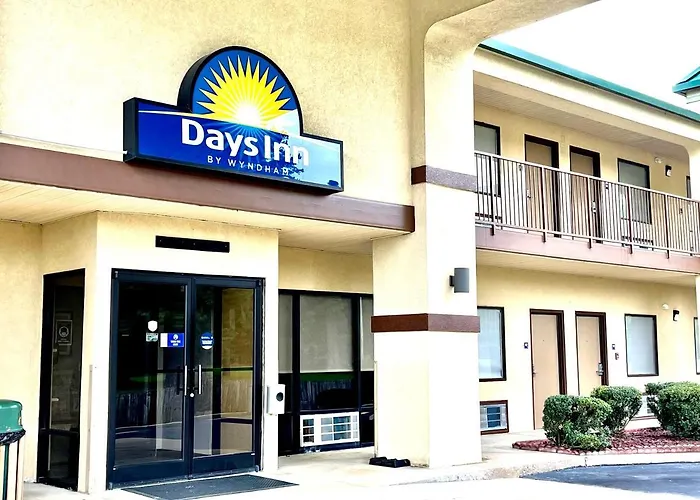 Days Inn By Wyndham North Little Rock Maumelle
