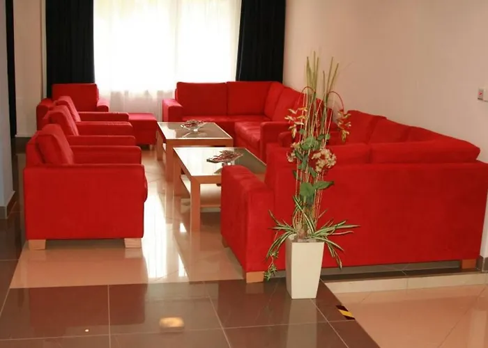 Econo Hotel