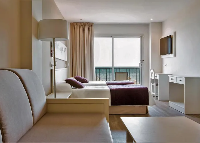 Hotel Brisa Marina (Adults Only)