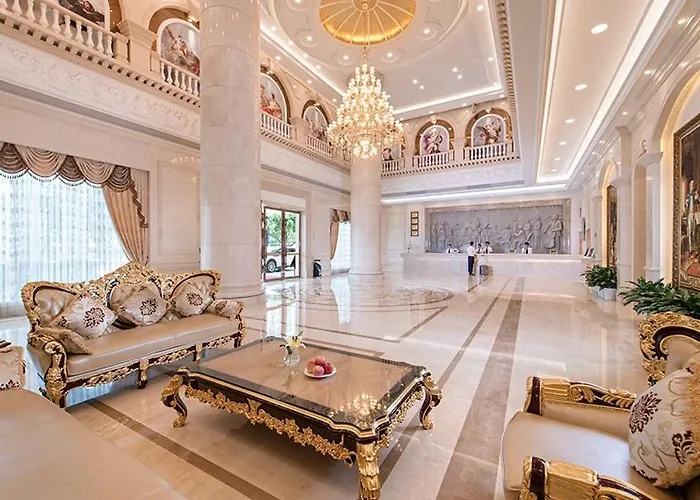 Vienna Hotel Guangdong Maoming Railway Station