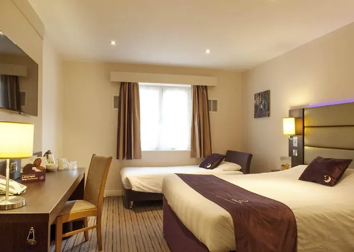 Premier Inn Wirral - Two Mills
