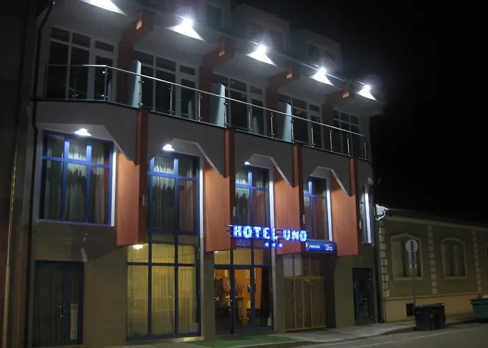 Hotel Uno