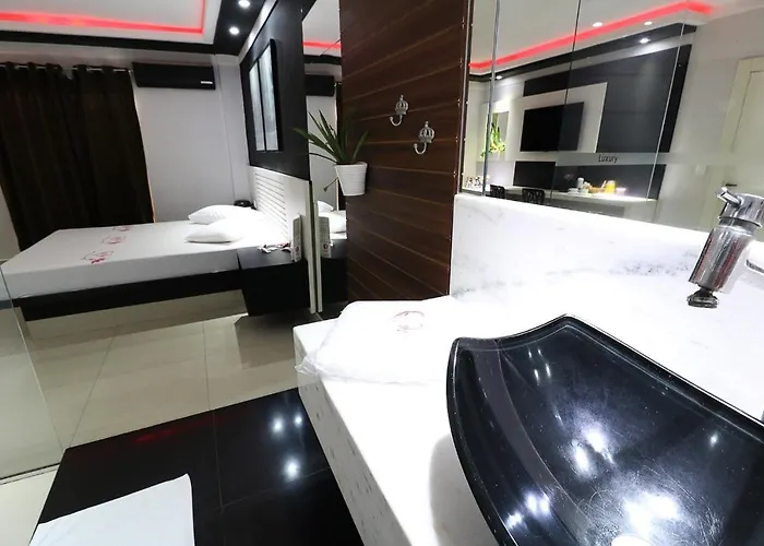 Motel Luxury