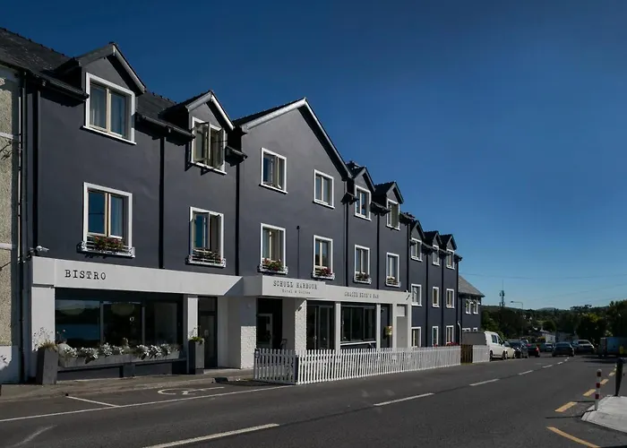 Schull Harbour Hotel&Leisure Centre