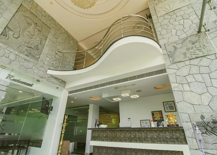 White Pearl Residency