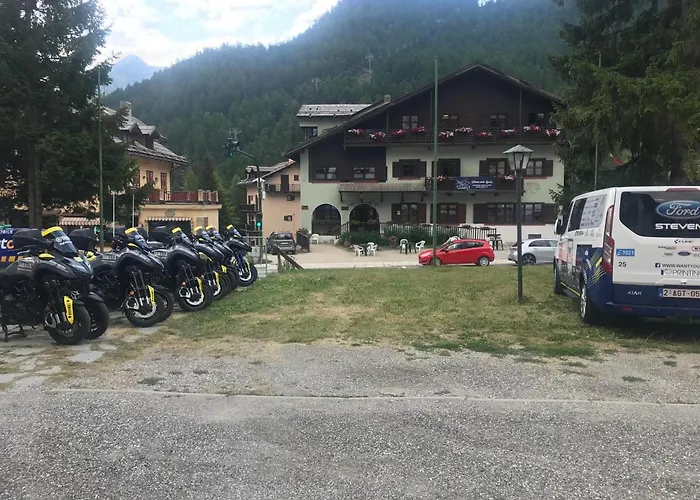Chalet della Luna QUESTO NON E' UN ALBERGO E' QUELLO CHE CERCAVI
