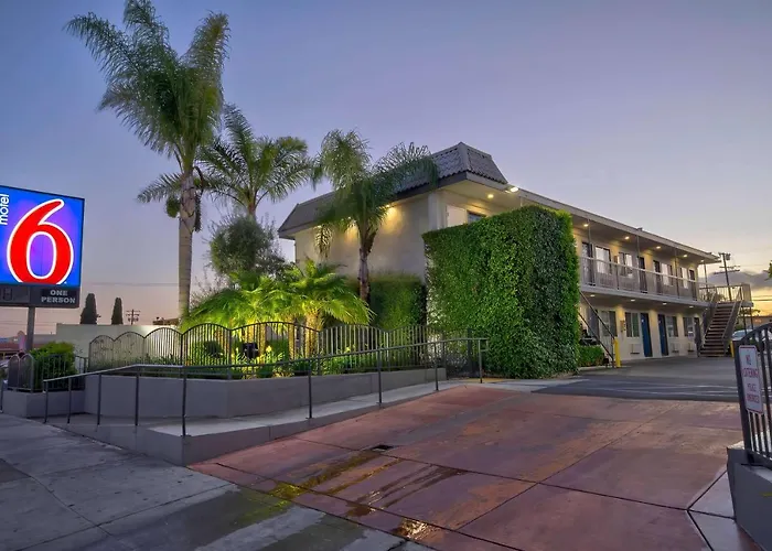 Motel 6 Gardena