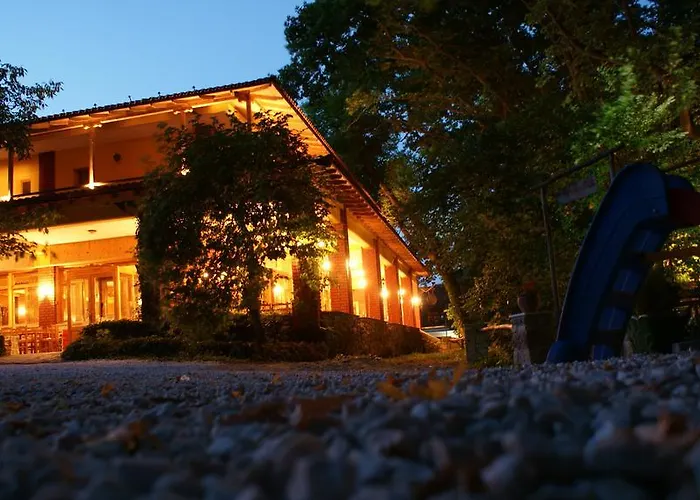 Margaret'S Island Hotel