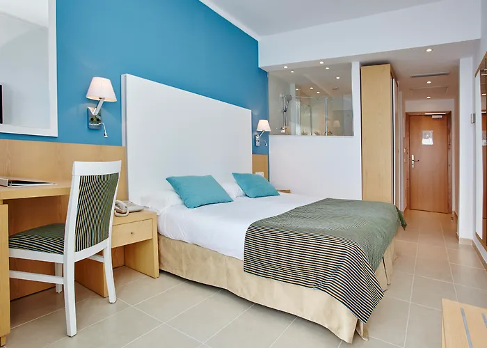 Universal Hotel Marqués