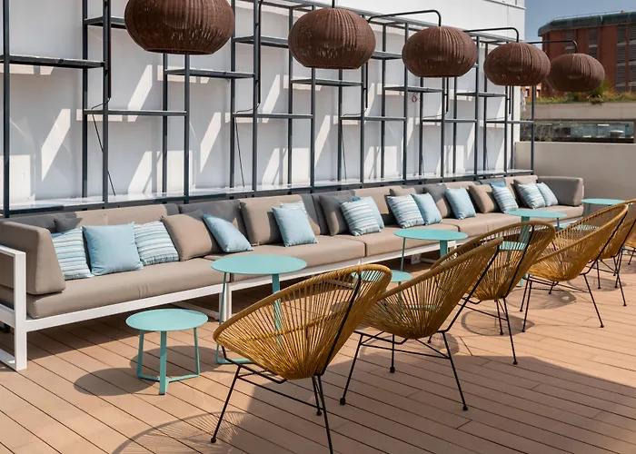 L'Azure Hotel 4* Sup