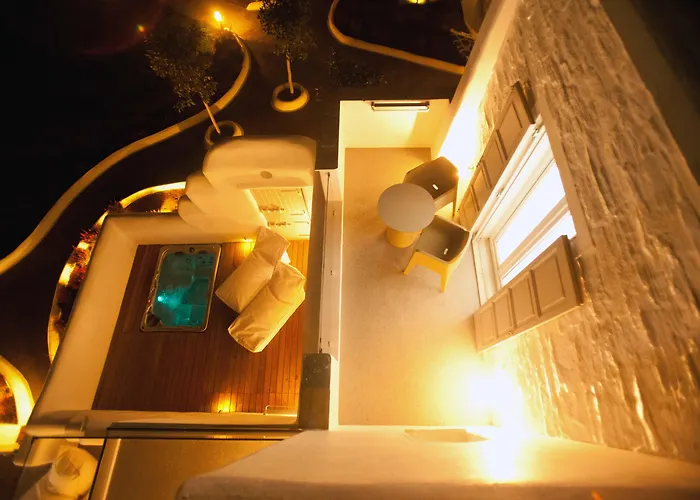 Golden Sun Hotel