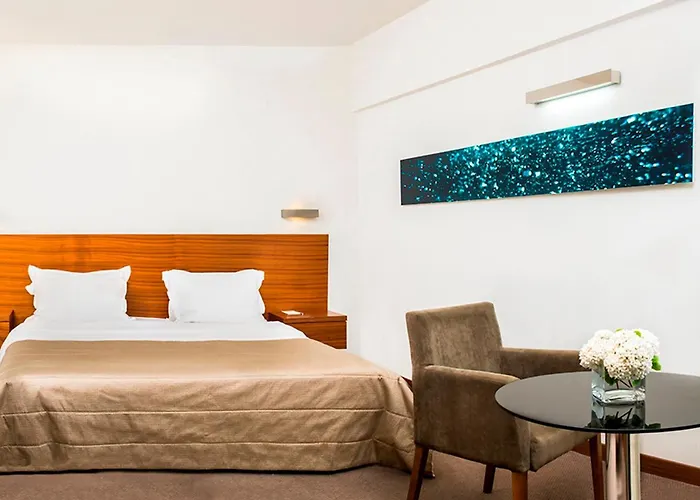 Lucy Hotel
