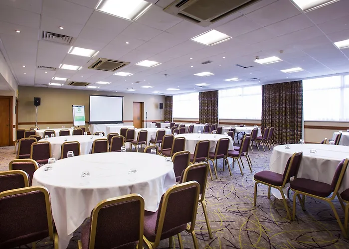 Holiday Inn Luton South - M1, Junction 9, An Ihg Hotel