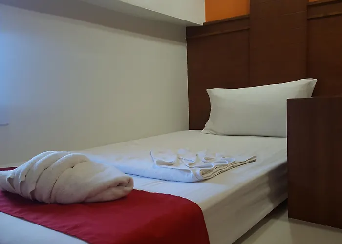 First And Frang Hotel - Koh Phangan