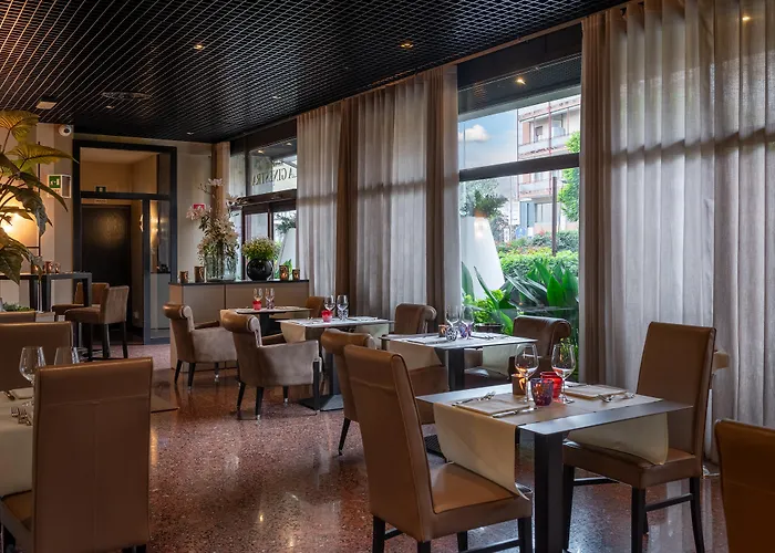 Hotel Leopardi
