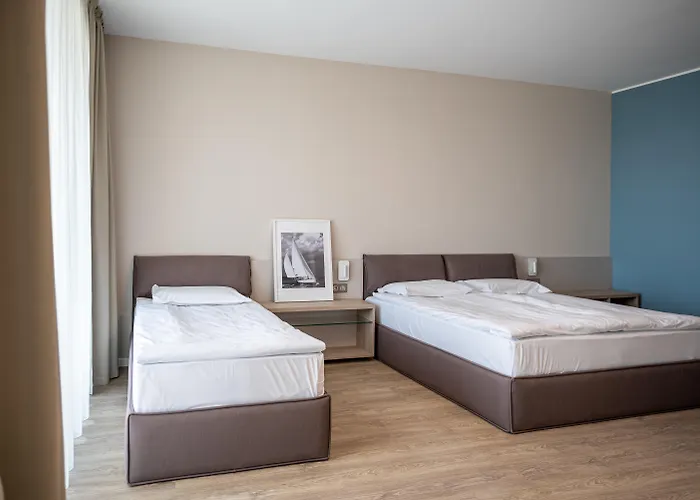 Romance Hotel And Family Suites