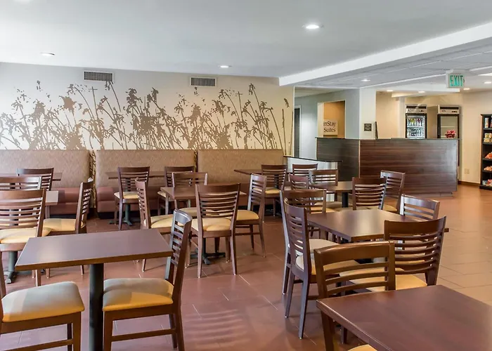 Mainstay Suites Pittsburgh Airport