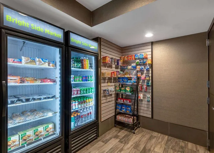 La Quinta By Wyndham Anchorage Airport