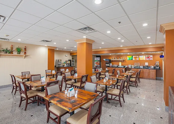Quality Inn & Suites Cincinnati Downtown Area