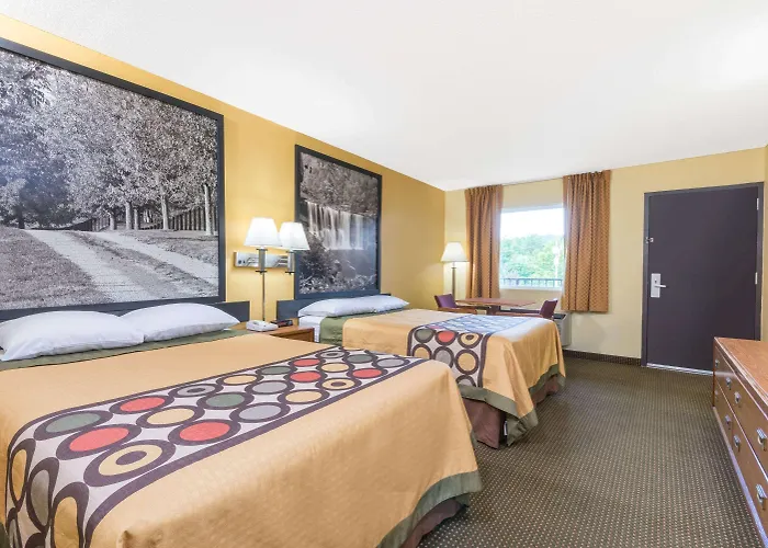 Super 8 By Wyndham Williamsburg