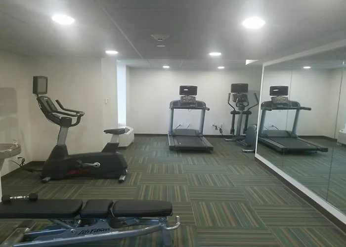 Holiday Inn Express - Williamsburg Busch Gardens Area By Ihg