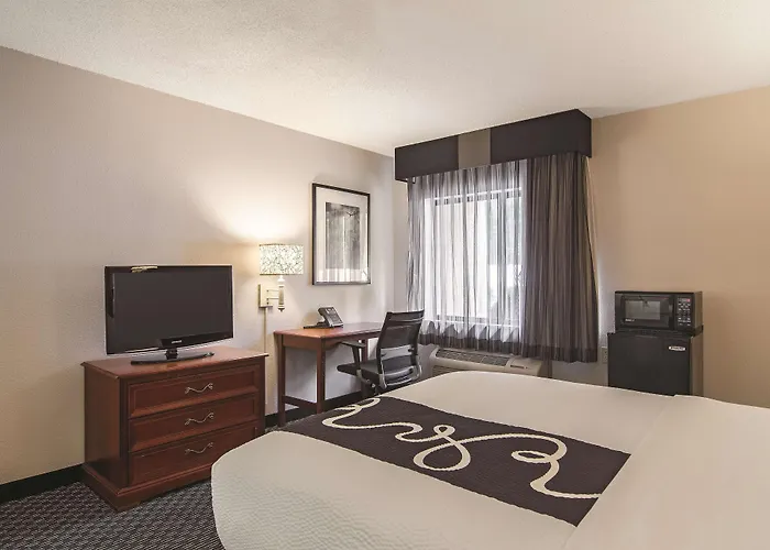 Wingate By Wyndham Brunswick Ga I-95