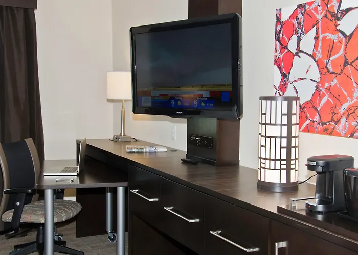 Holiday Inn Express & Suites Columbus - Easton Area By Ihg