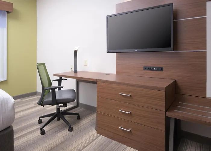 Holiday Inn Express Hotel & Suites Chattanooga Downtown By Ihg