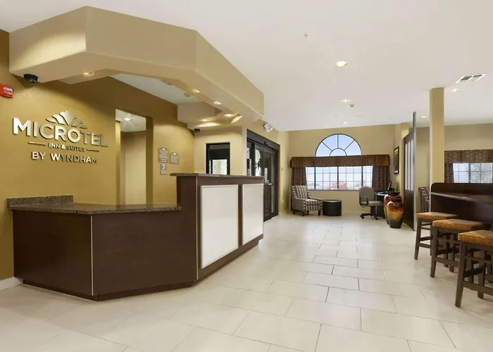 Microtel Inn & Suites By Wyndham Round Rock