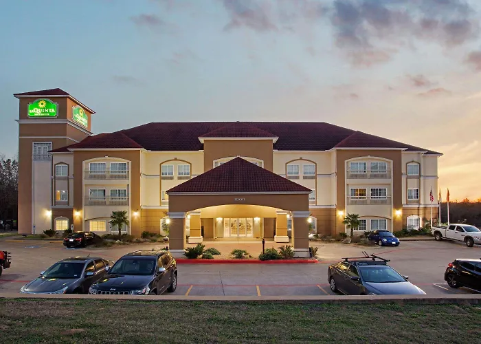 La Quinta By Wyndham Palestine