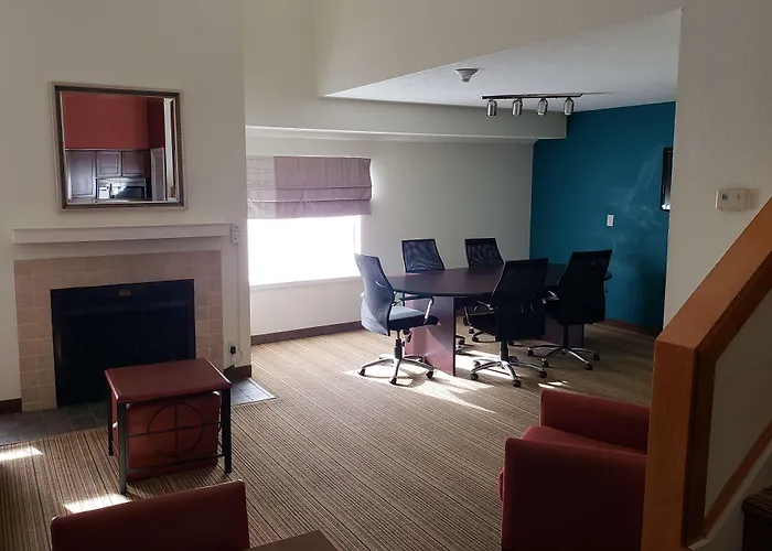 Hawthorn Suites By Wyndham Vienna Va