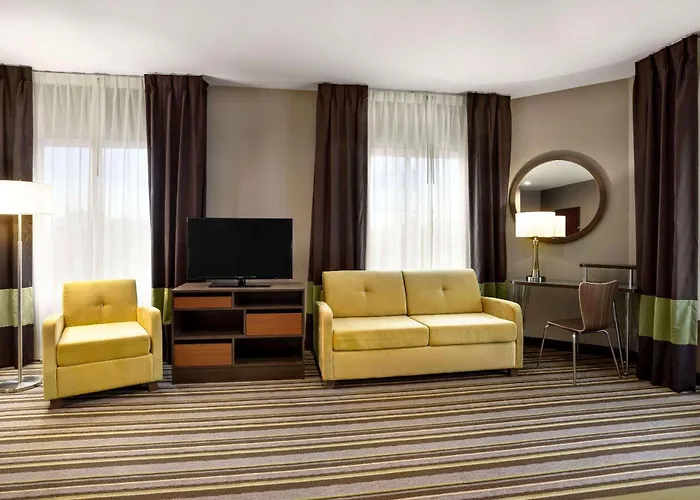 Super 8 By Wyndham Hershey Chocolate Avenue